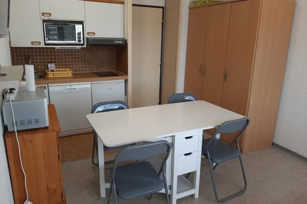 Font-Romeu : Studio cabine avec terrasse. Extérieur photo